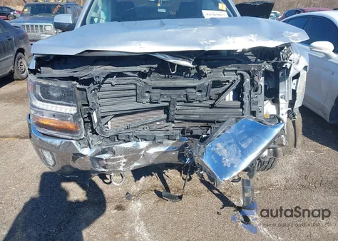 2018 Chevrolet Silverado 1500 1Lt from USA, damaged, VIN 1GCVKREH7JZ323641